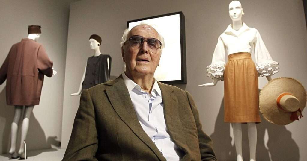 1952 год Юбер де Живанши открыл свой собственный дом Givenchy