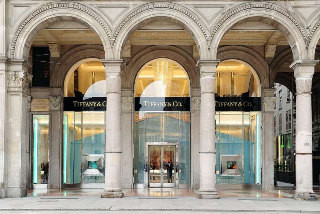 Витрины магазина Tiffany & Co. - уникальный арт-объект